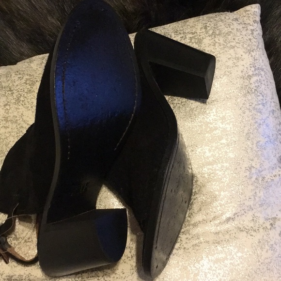 Frye Peep Toe Ankle Slingback Suede Boots/Booties - Picture 5 of 7